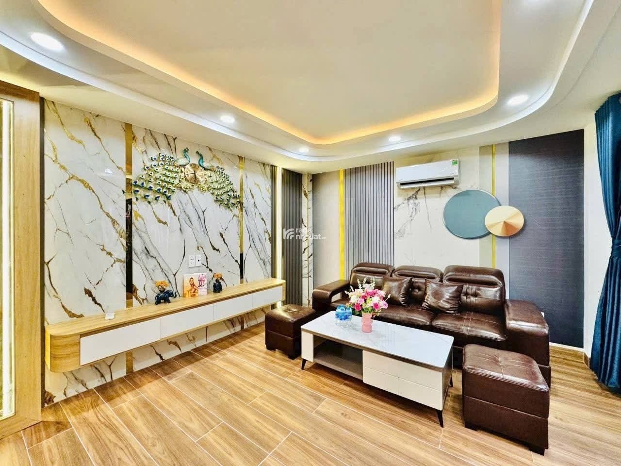 5 TẦNG FULL NỘI THẤT GẦN CHỢ THẠCH ĐÀ - DTS 105m2 - NGANG KHỦNG 7.5m - 5.6 TỶ