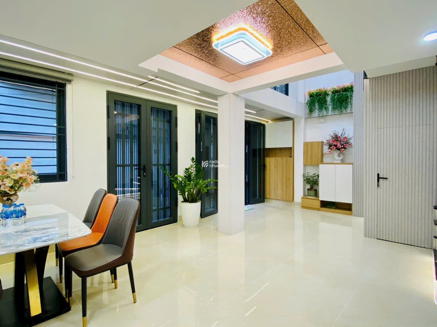 5 TẦNG FULL NỘI THẤT GẦN CHỢ THẠCH ĐÀ - DTS 105m2 - NGANG KHỦNG 7.5m - 5.6 TỶ
