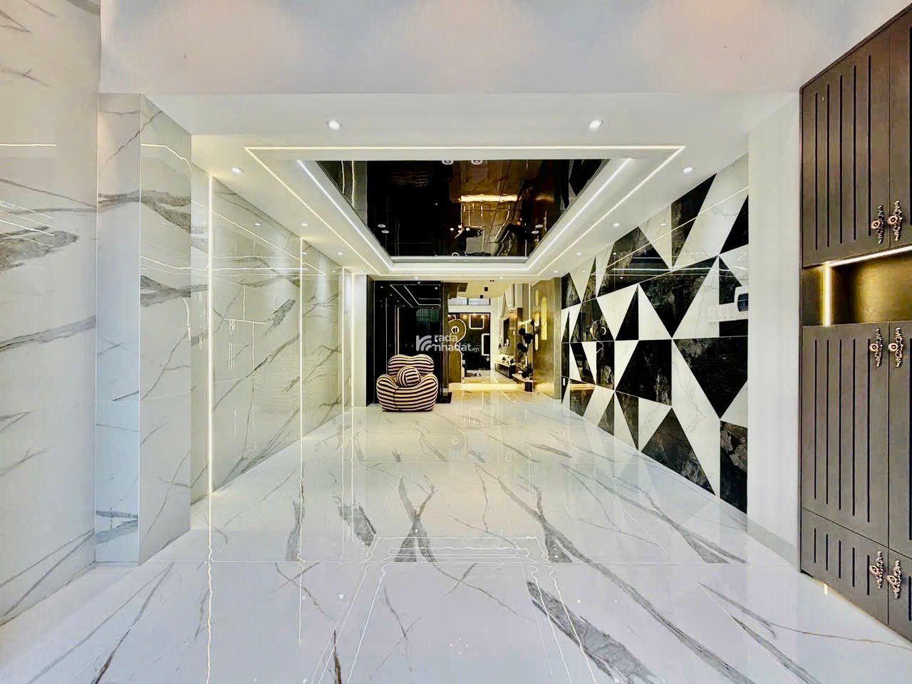 Bán nhà hẻm xe hơi nhà mới sửa, giá sàn 4tỷ2, DT 60m2 Đường 47, Phường Thảo Điền, Quận 2, Sổ Hồng