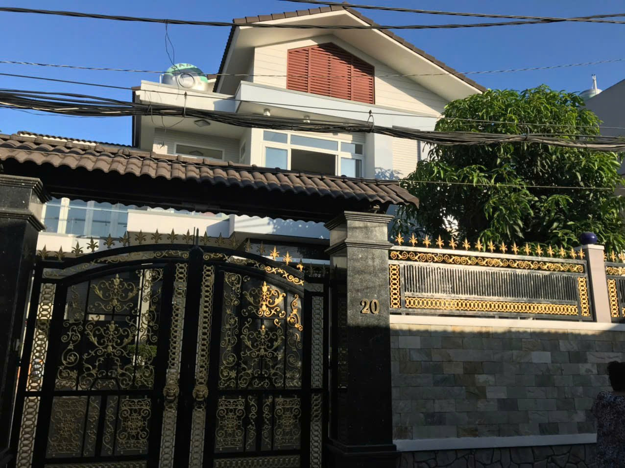 BIỆT THỰ ĐƠN LẬP PHONG CÁCH TÂY 3 TẦNG GẦN PHẠM VĂN ĐỒNG 14X20 CHỈ 30,5 TỶ.