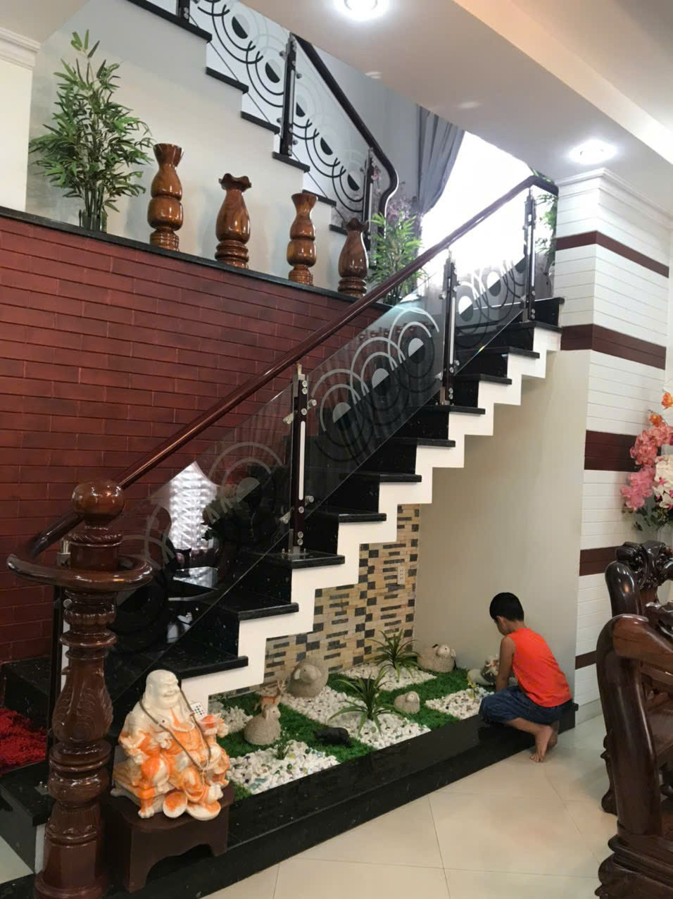 BIỆT THỰ ĐƠN LẬP PHONG CÁCH TÂY 3 TẦNG GẦN PHẠM VĂN ĐỒNG 14X20 CHỈ 30,5 TỶ.