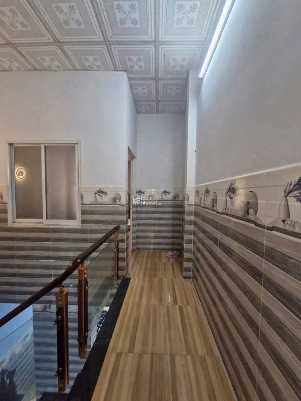 MUA NHÀ BÌNH DƯƠNG 1 TRỆT 1 LẦU 2 P NGỦ, 2 WC 