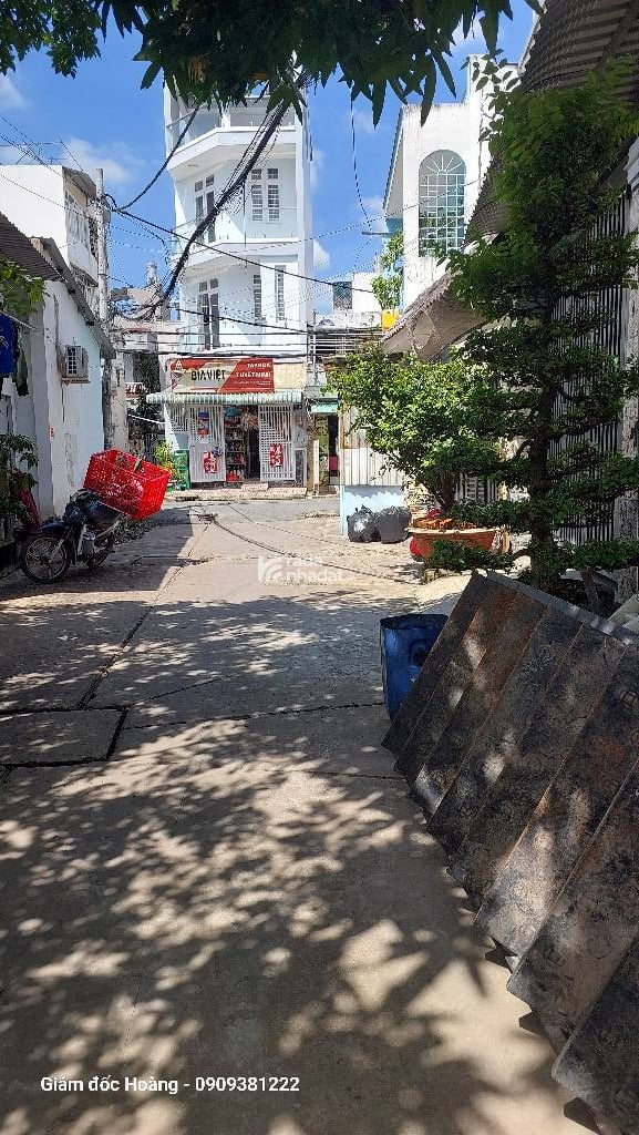 BÁN ĐẤT TẶNG NHÀ TỈNH LỘ 10 TÂN TẠO 200M2 12.X TỶ BÌNH TÂN 