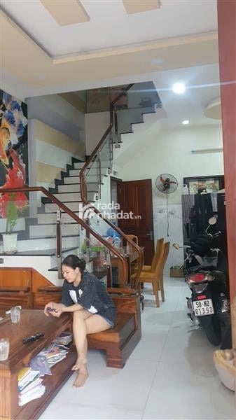 Vị trí đắc địa, hẻm ba gác, cách 7m ra mặt tiền Bùi Dương Lịch, ngay ngã tư Gò Mây, đi Aeon Tân Phú