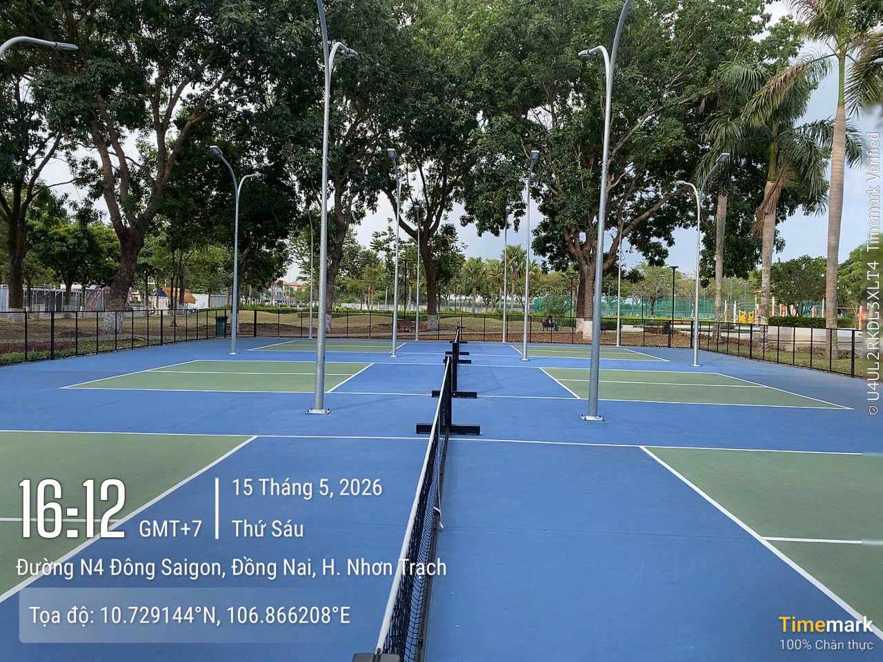 Biệt thự phố (khu Compoud 5 sao) ngay trung tâm Nhơn Trạch va2p sân bay 15p