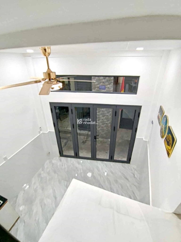 SÁT VÁCH Q11, HẺM XE HƠI ÂU CƠ, TÂN PHÚ, 4 TẦNG Ở NGAY GIẢM 550TR CHỈ 2.75T TL TỐT