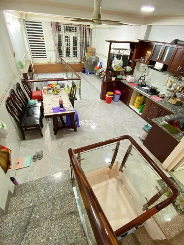 Nhà Ngay Aeon Tân Phú. Nở hậu nhẹ. Trệt Lửng 2 Lầu ST. 5PN. Chỉ 6,x tỷ