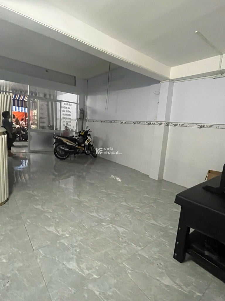 CƯ XÁ LẠC LONG QUÂN -P.5- Q.11- DT: 4*17M - 8 TỶ 3