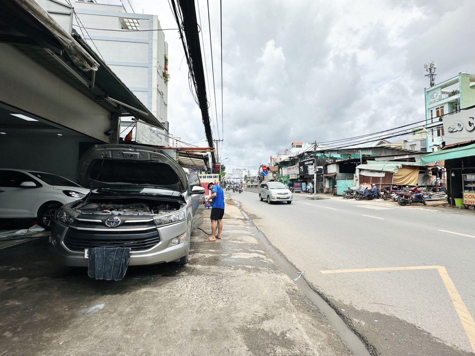 155m2 4 TẦNG MẶT TIỀN UNG VĂN KHIÊM GIAO NGUYỄN GIA TRÍ - DÒNG TIỀN ỔN ĐỊNH