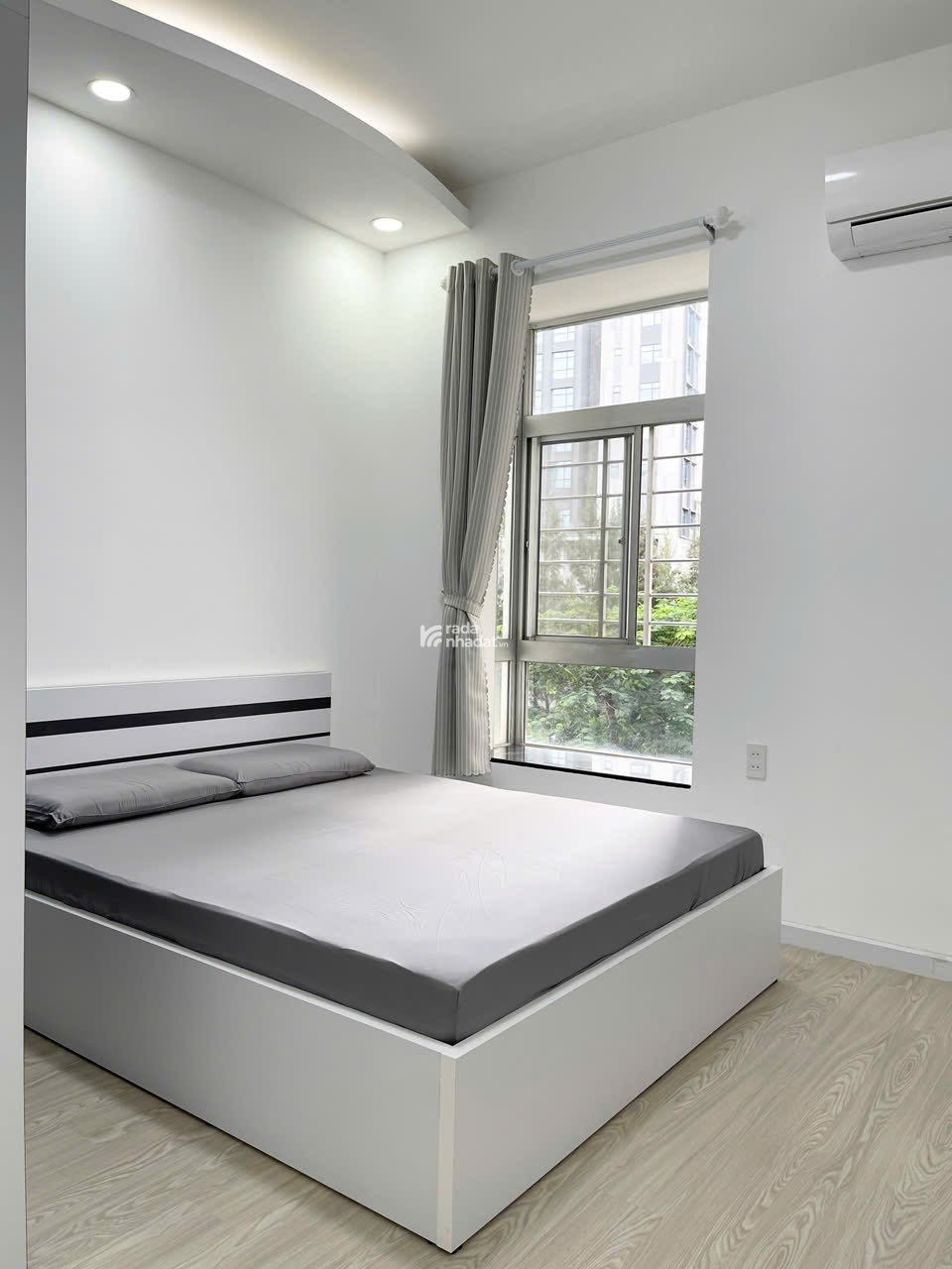 Cho thuê căn hộ Sky garden 1, PMH, Q7, dt 89m2, Tk 3PN nhà mới đẹp, giá chỉ 20 triệu 