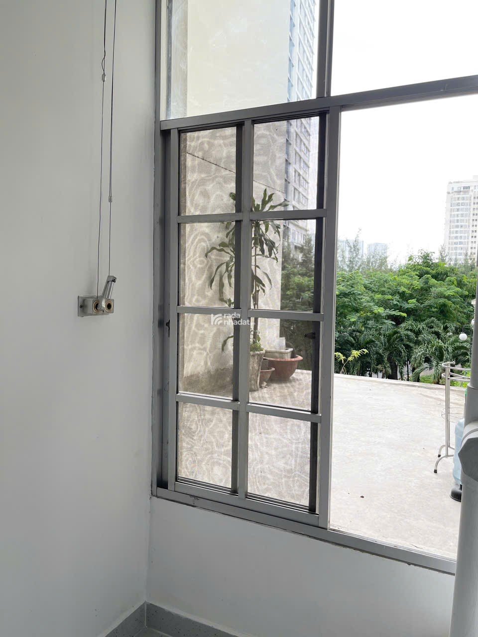 Cho thuê căn hộ Sky garden 1, PMH, Q7, dt 89m2, Tk 3PN nhà mới đẹp, giá chỉ 20 triệu 