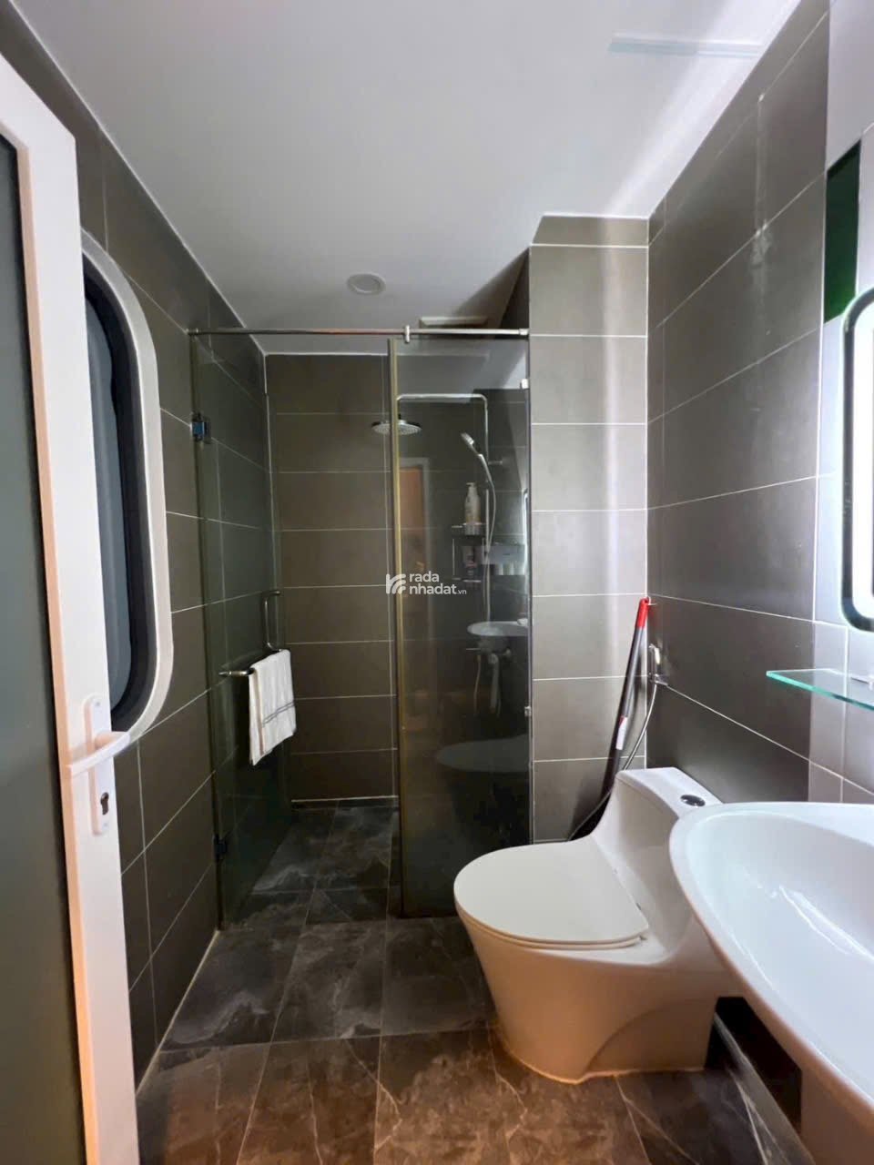 BÁN NHÀ HAI BÀ TRƯNG, Q1 -  DT: 4x16m -  4 TẦNG -  GIÁ 16 TỶ TL