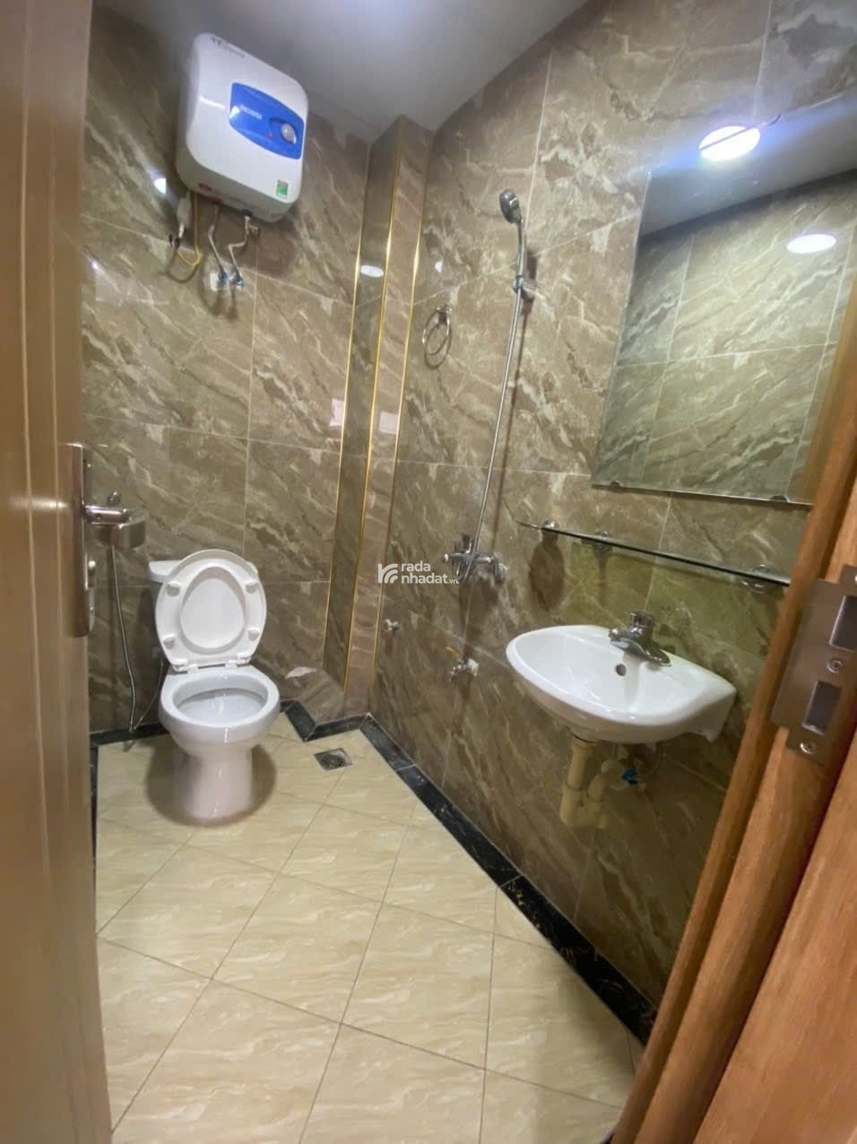 MẶT NGÕ SẦM UẤT- Ô TÔ- THANH XUÂN - FULL NỘI THẤT 5 SAO - DÒNG TIỀN 60TR/THÁNG GIÁ 12 TỶ