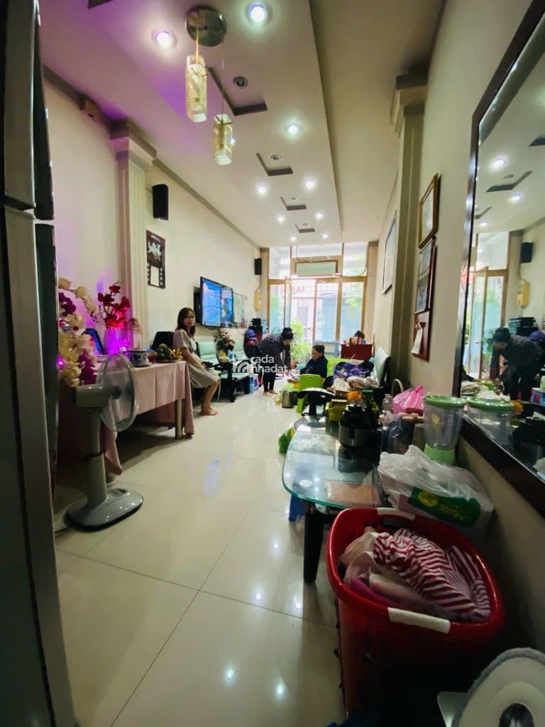 NHÀ HÒA HƯNG QUẬN 10 - 40M2 - 1 TRỆT 3 LẦU - 5 PN - GIÁ 7.5 TỶ