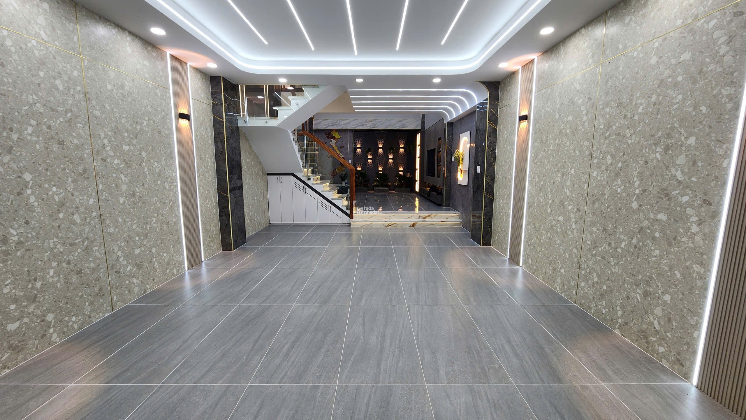 NHÀ PHỐ CAO CẤP NGANG 5M HIẾM CÓ - CẦU BA PHỤ, TX25 MỞ RỘNG