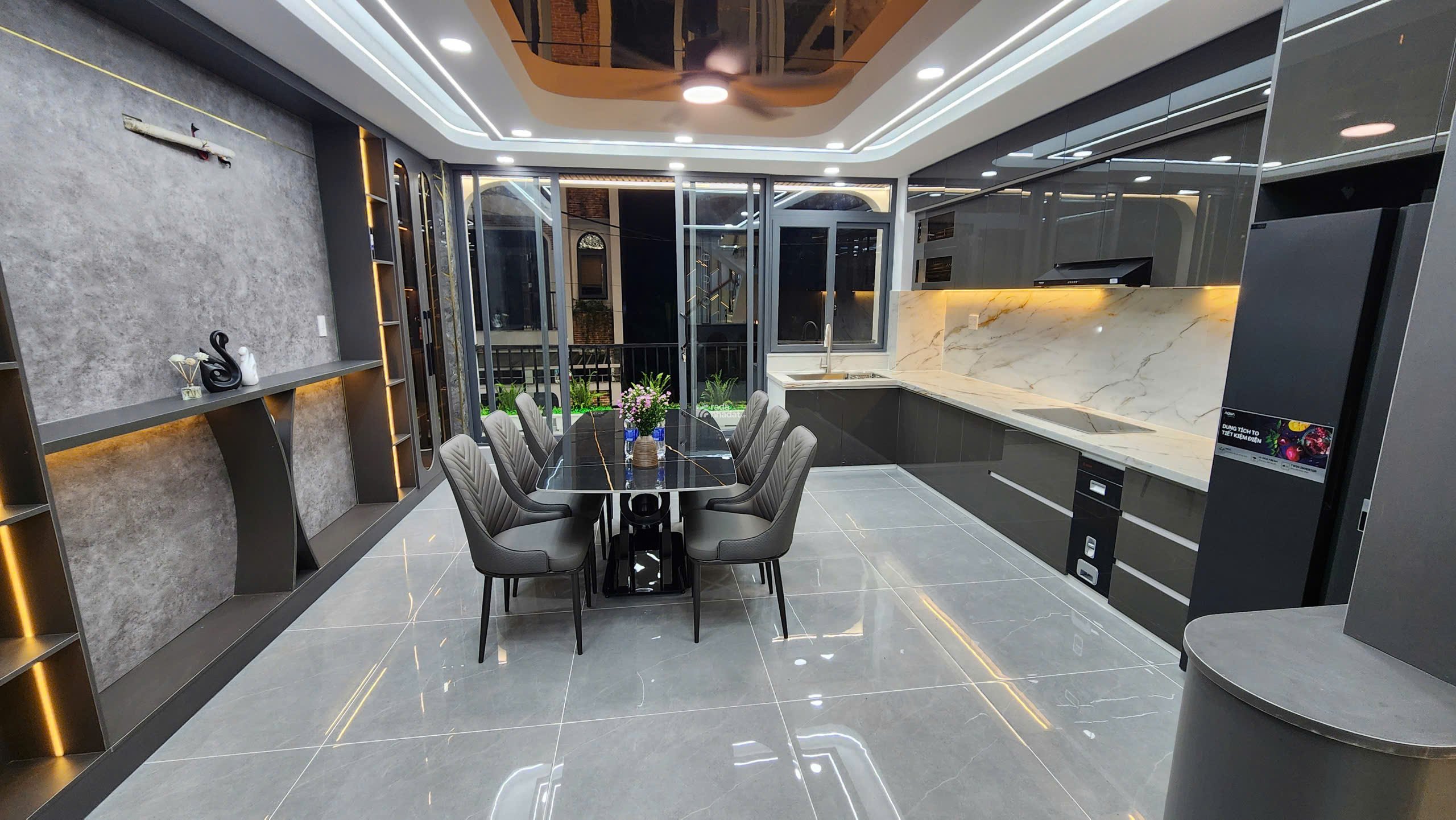 NHÀ PHỐ CAO CẤP NGANG 5M HIẾM CÓ - CẦU BA PHỤ, TX25 MỞ RỘNG