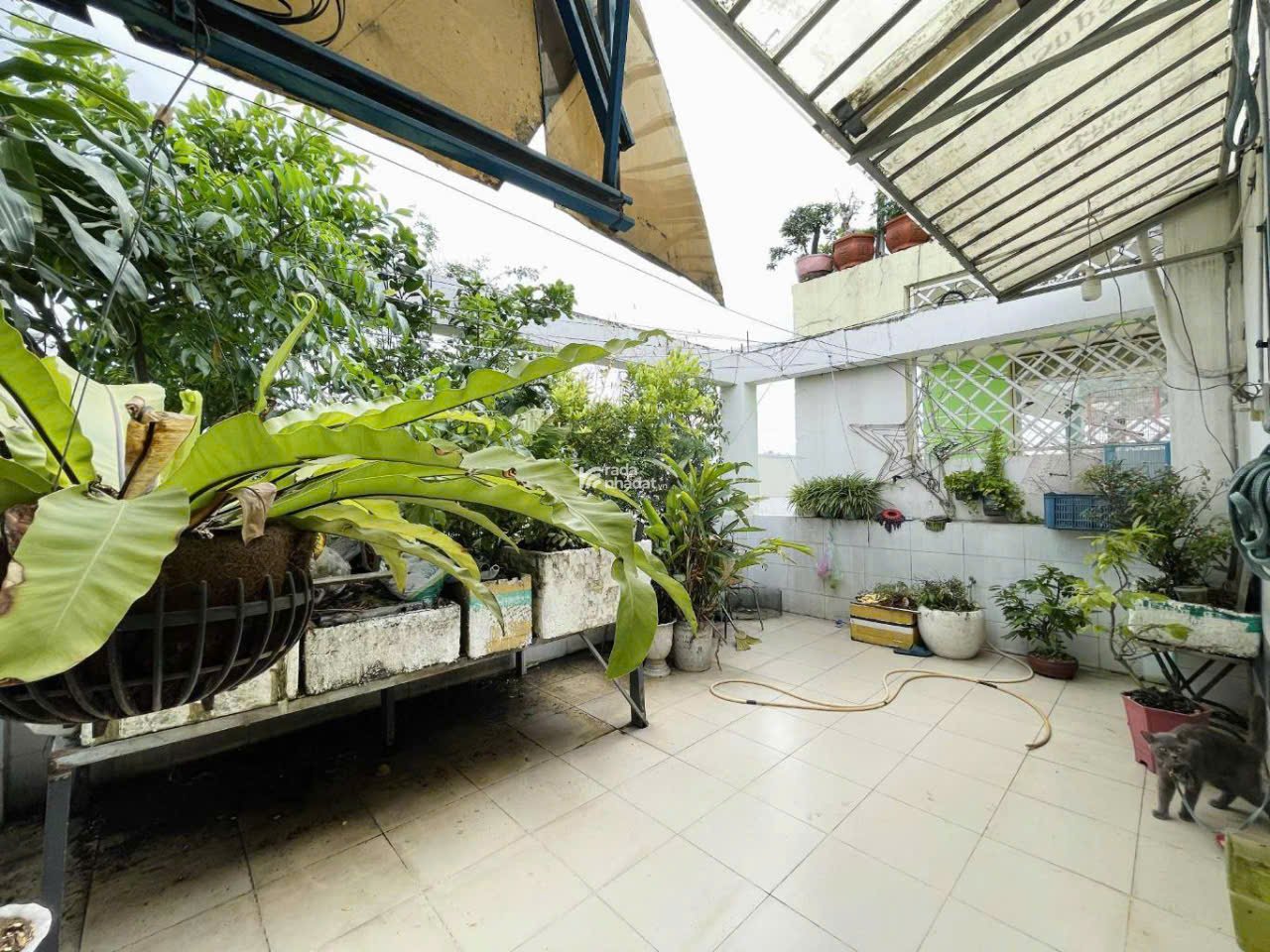 Cách 1 căn ra mặt tiền Dương Quảng Hàm P5 Gò Vấp 5.5x16m 11PN Giá 15.5 tỷ