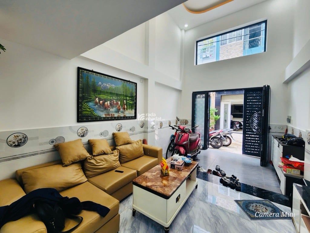 Bán nhà đẹp 4 tầng HXH 6m , gần mặt tiền Lê Hồng Phong, ngã 7...