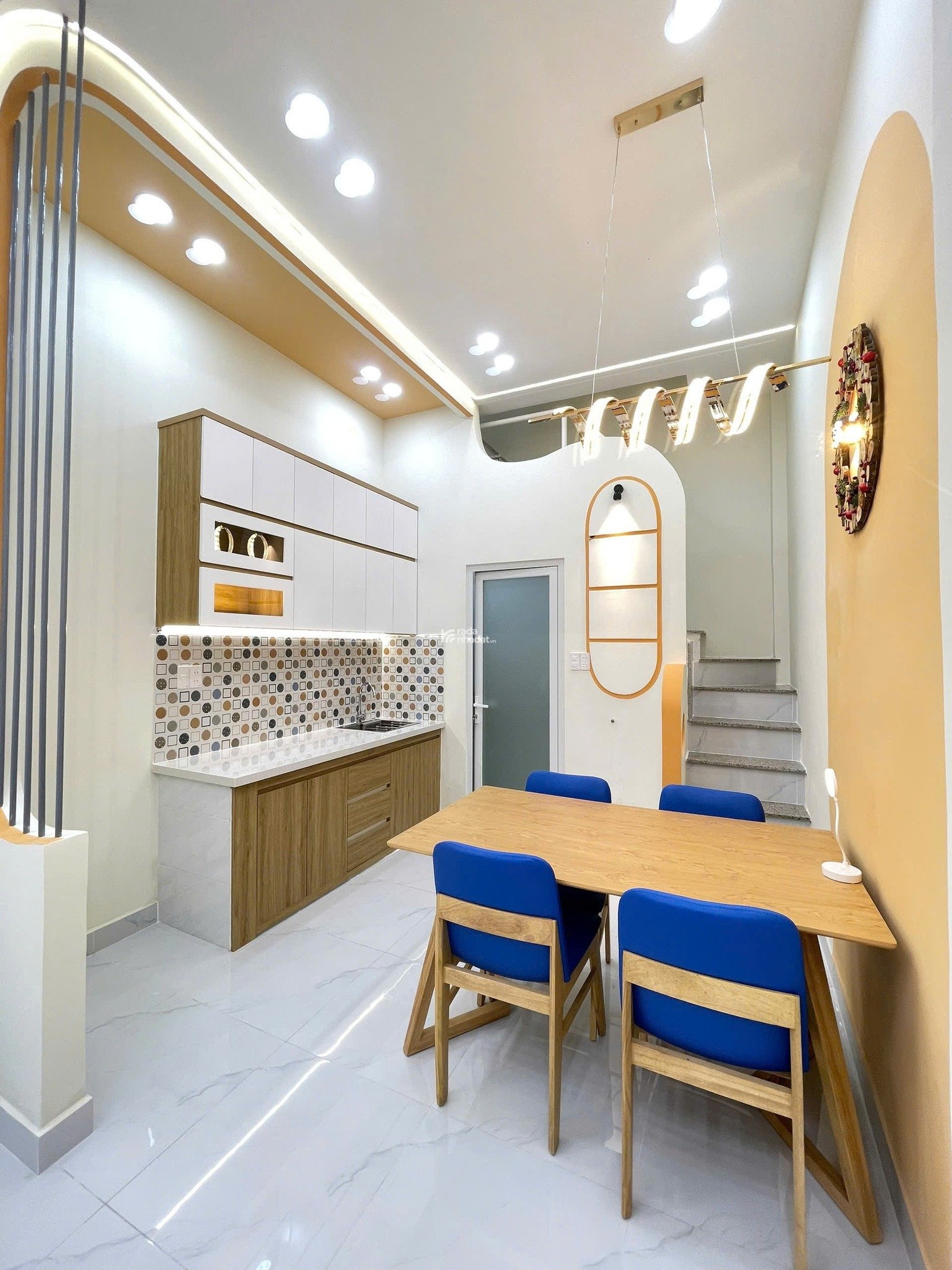 Nhà mới đón tết 2026 - ở ngay tặng nội thất như hình - 3,3x9m , 2 tầng 2pn