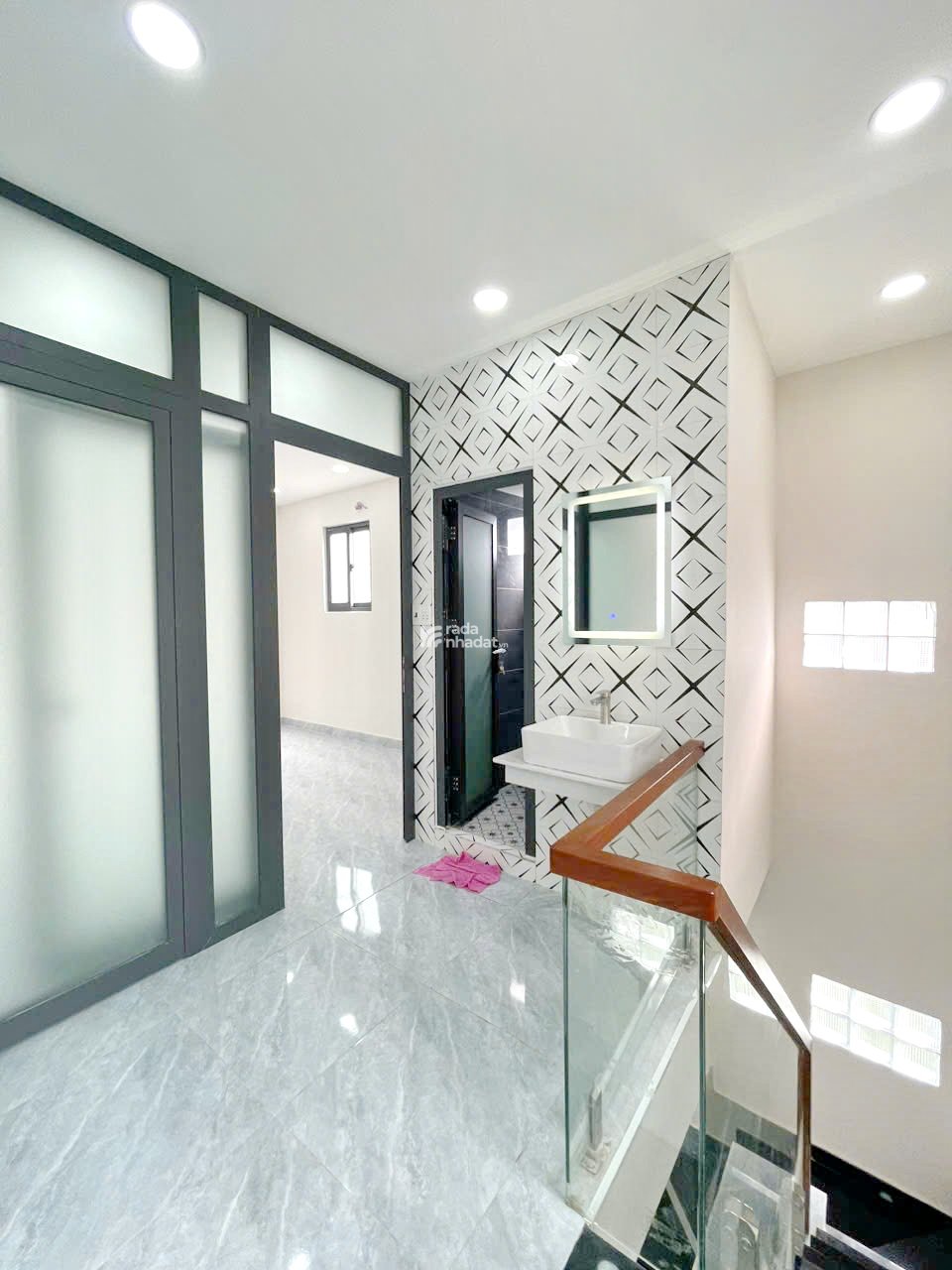 Bán nhà mới 1 lầu 39m2 hẻm 607 đường Ba Đình P.9 Quận 8