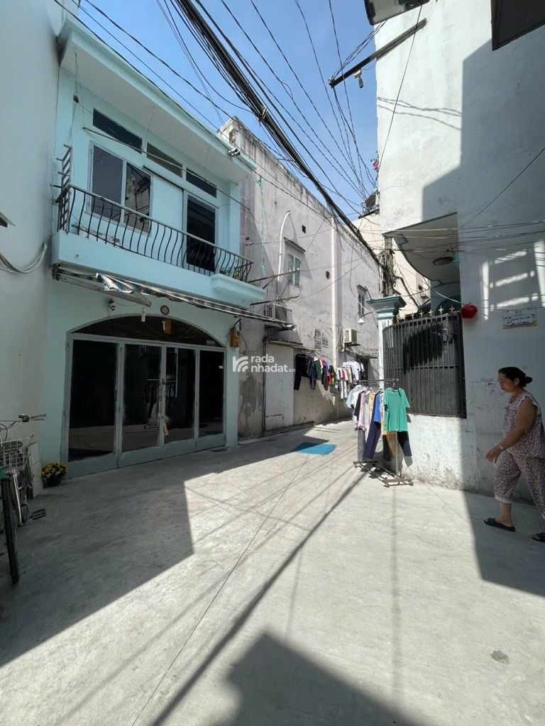 HẺM XE HƠI TRƯỜNG CHINH, TÂN BÌNH, 25M2 CÓ KC Ở NGAY. GIẢM 350TR CHỈ 3.5T 