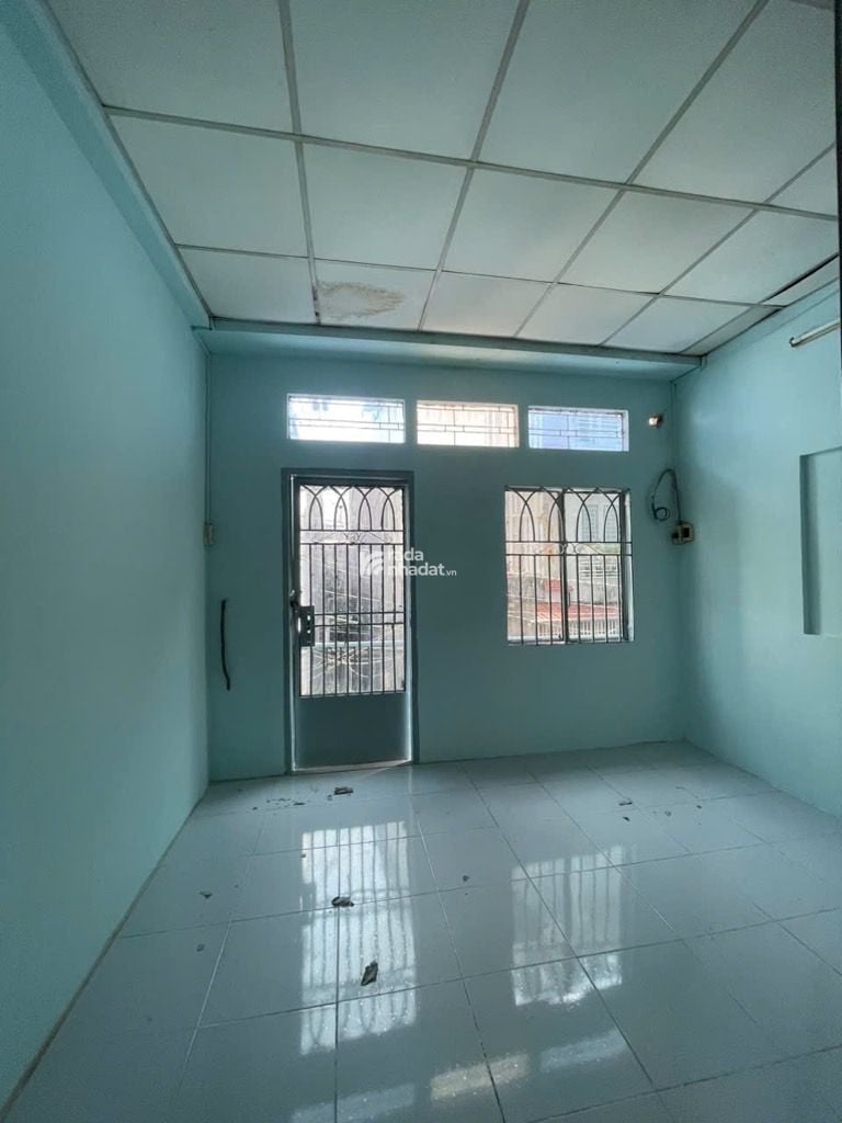 HẺM XE HƠI TRƯỜNG CHINH, TÂN BÌNH, 25M2 CÓ KC Ở NGAY. GIẢM 350TR CHỈ 3.5T 