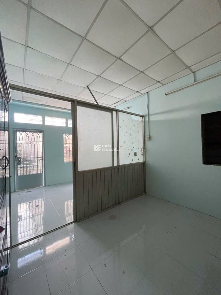 HẺM XE HƠI TRƯỜNG CHINH, TÂN BÌNH, 25M2 CÓ KC Ở NGAY. GIẢM 350TR CHỈ 3.5T 