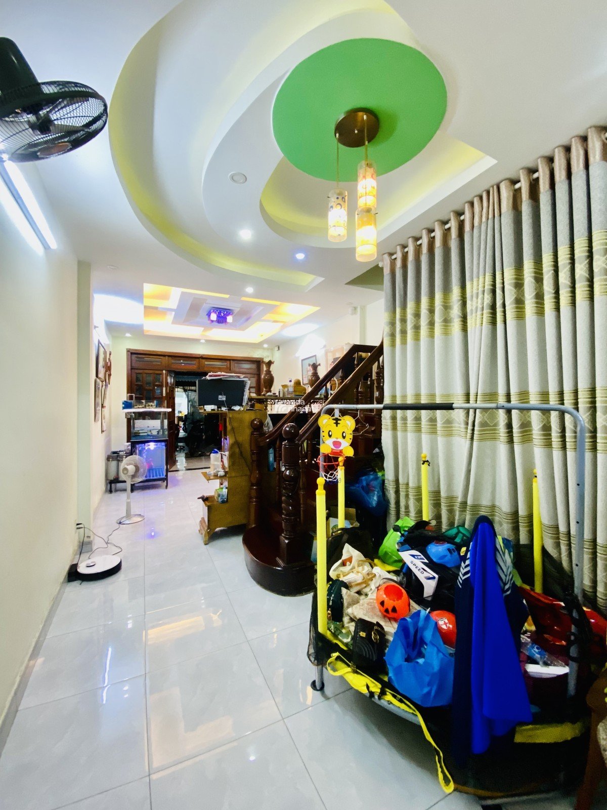 Nhà đẹp bán gấp, hẻm ô tô, đường Phạm Văn Bạch , P.15, Tân Bình, chỉ 7,4 tỷ TL