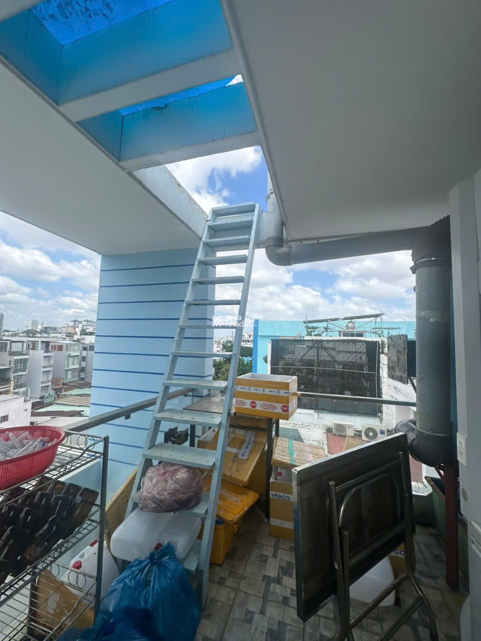 Bán nhà mặt tiền đường 3/2 Q10 dt(4.4x15.2m) giá 18 tỷ