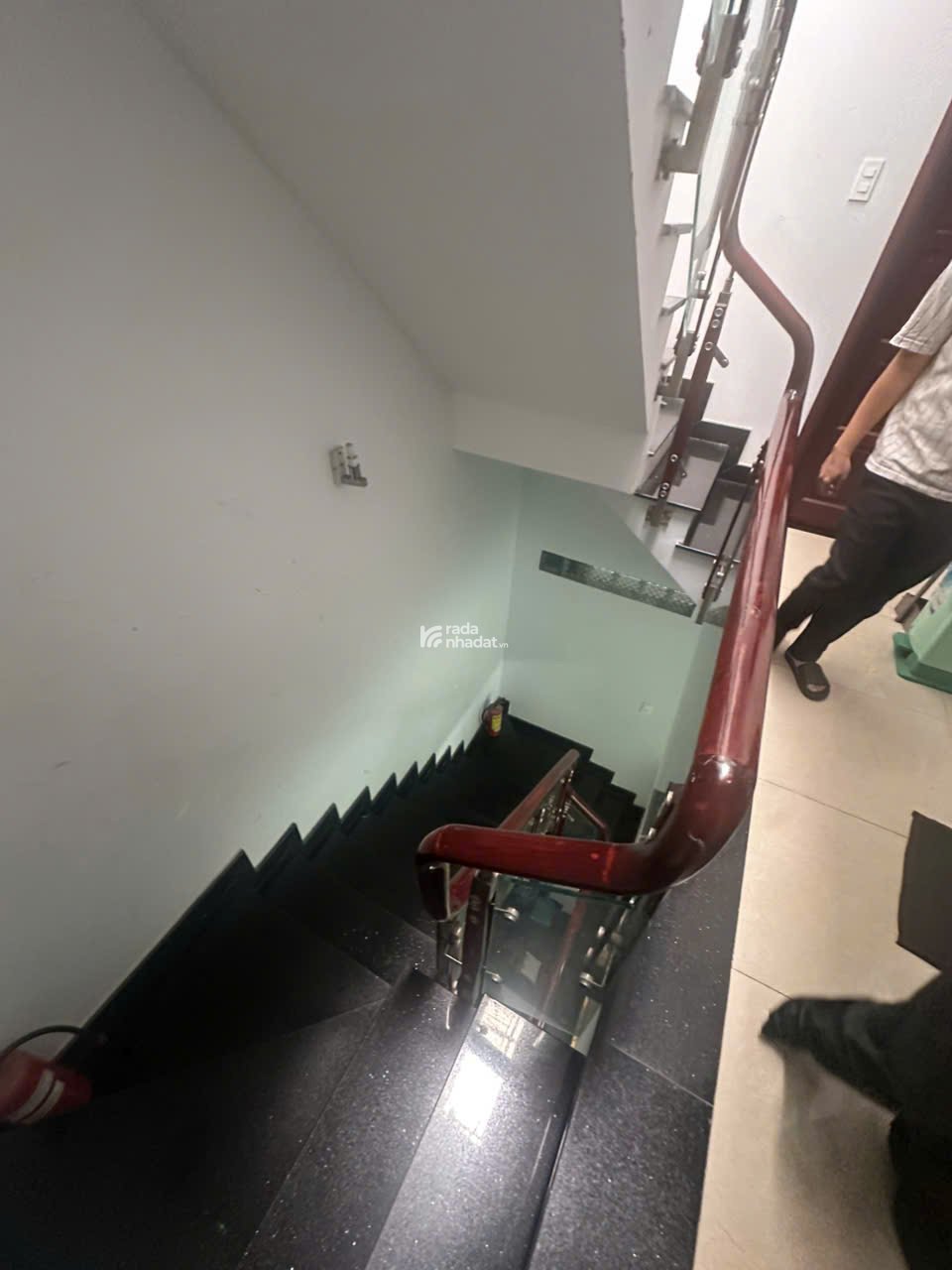 Bán nhà mặt tiền đường 3/2 Q10 dt(4.4x15.2m) giá 18 tỷ