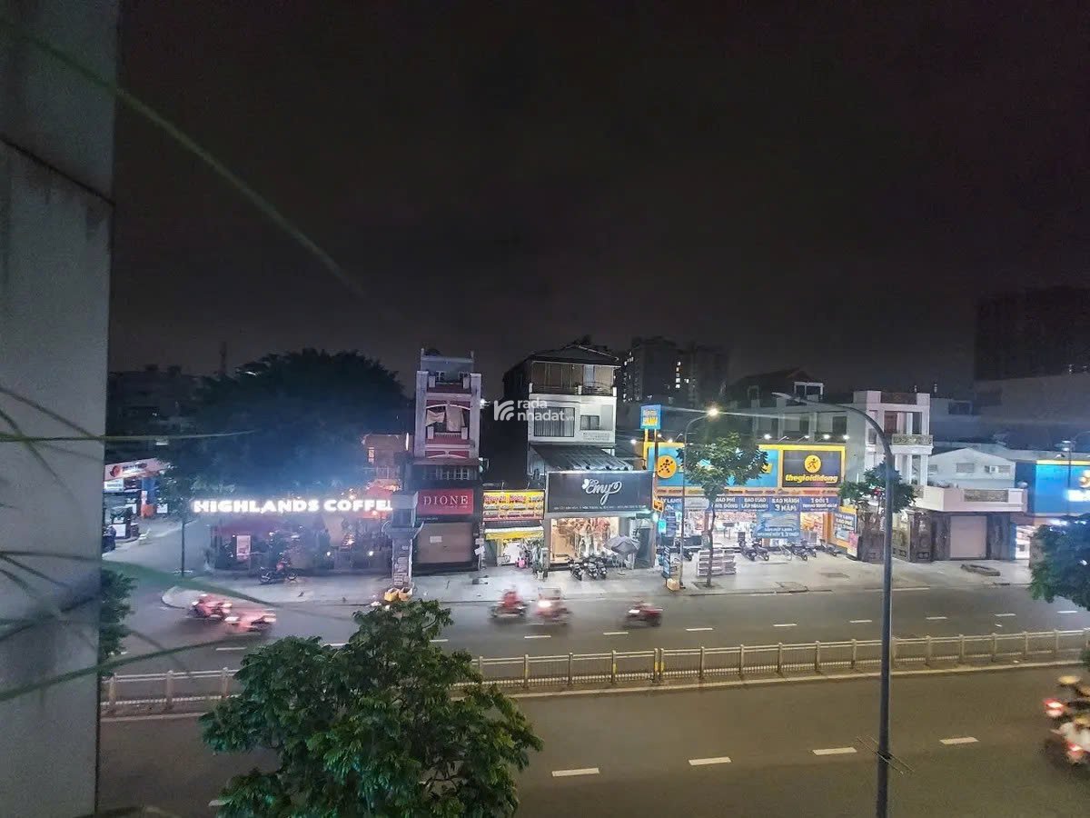 Mặt tiền VIP Lũy Bán Bích, 100m2, 4 tầng thang máy, tiện KD & làm VP