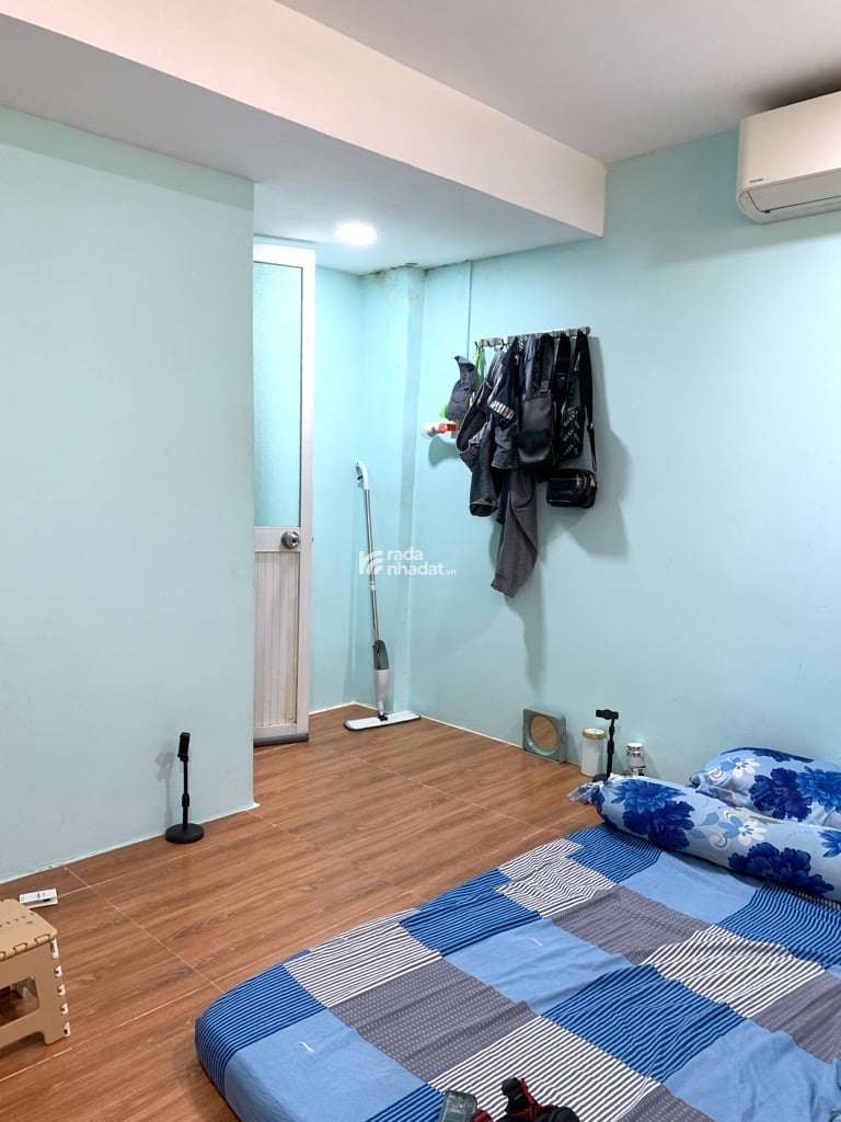 BÁN NHÀ LÒ GỐM QUẬN 6 15M2 3 TẦNG 2.3 TỶ HẺM XE HƠI SÁT MẶT TIỀN GẦN HẬU GIANG
