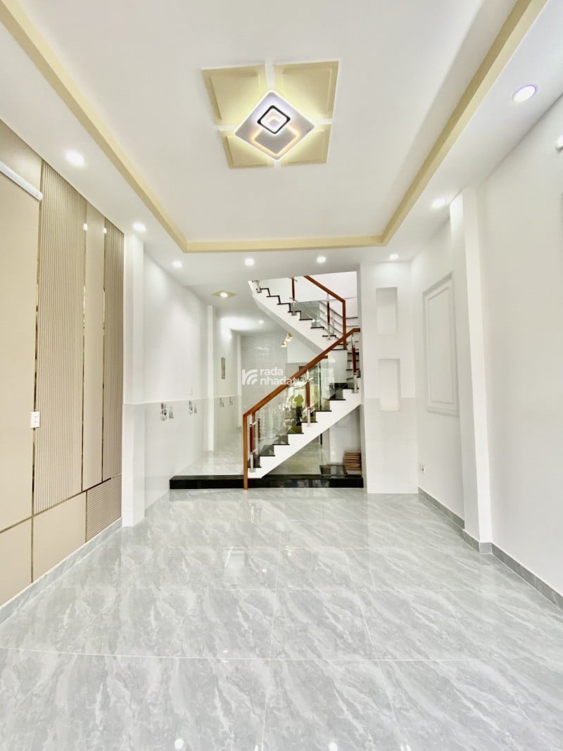  GIÁP KHU TÊN LỬA - TỈNH LỘ 10 - 4 X 12.5M - 2 TẦNG 2 PN - GIÁ 5.1 TỶ.