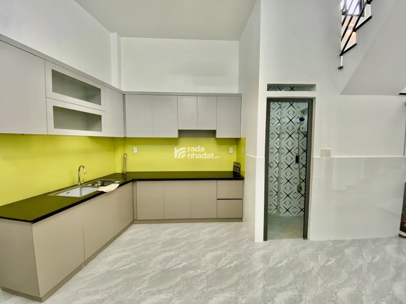  GIÁP KHU TÊN LỬA - TỈNH LỘ 10 - 4 X 12.5M - 2 TẦNG 2 PN - GIÁ 5.1 TỶ.