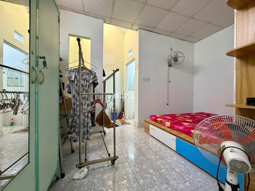 BÁN NHÀ TỈNH LỘ 10 70M2 5.25 TỶ 4.5X15M HẺM XE HƠI BÌNH TRỊ ĐÔNG A BÌNH TÂN
