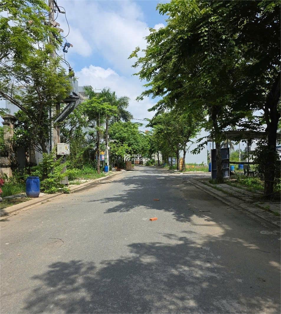 MỚI CỨNG NHÀ 3 TẦNG HXT NHỈNH 5TỶ SÁT VINHOMES GRAND PARK Q9, NGUYỄN XIỂN