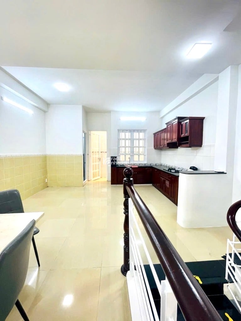 80m2 - Giá 12.8 tỷ - Ngang 5m - Mặt lộ Hoàng Quốc Việt khu Lacasa Q7