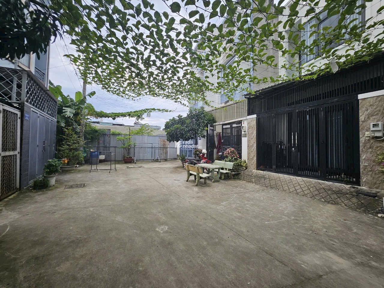 BÁN NHÀ ĐẸP 3 TẦNG 3.X TỶ THẠNH XUÂN 52 - Q12