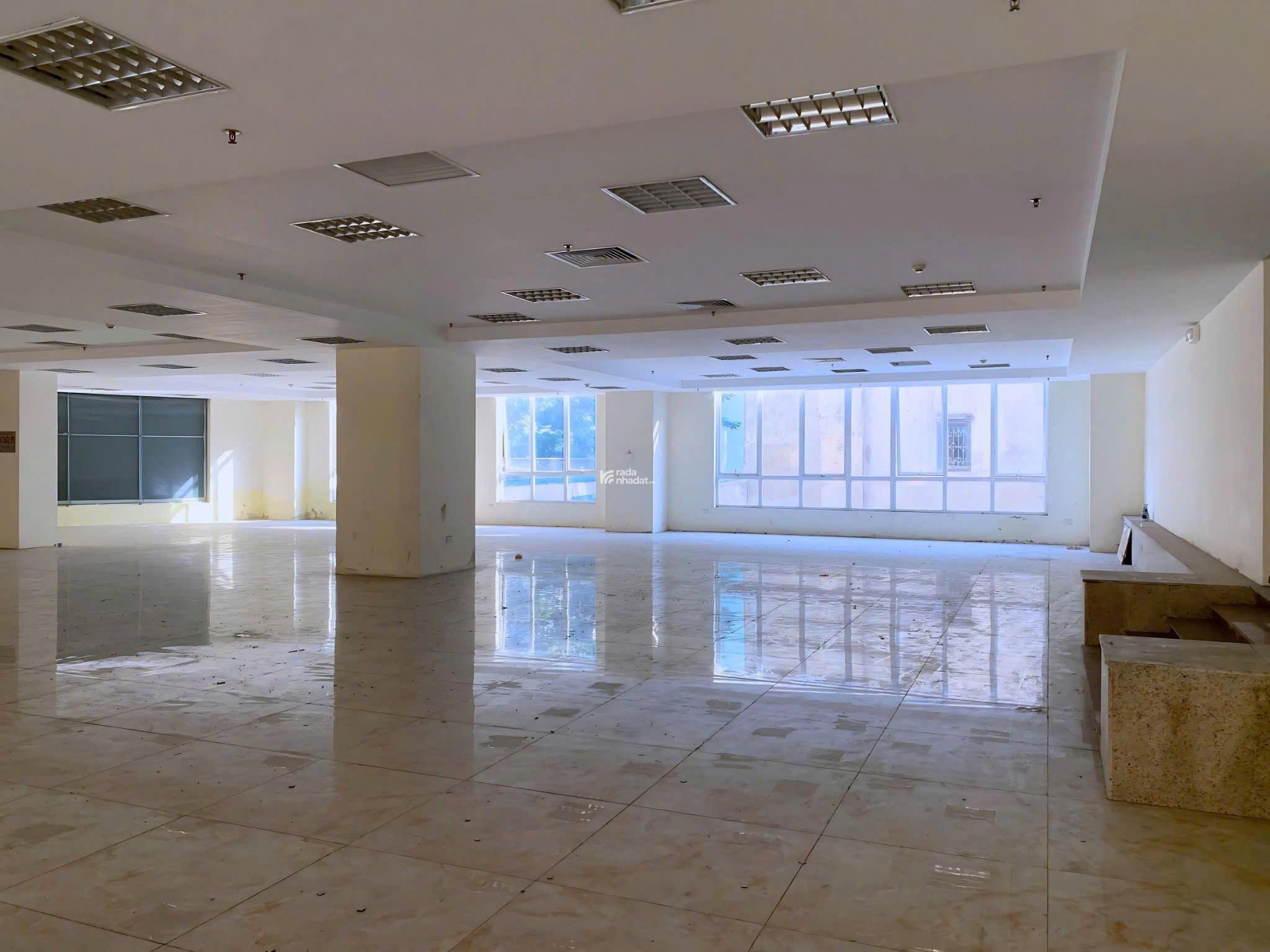 CHÍNH CHỦ EM CHO THUÊ MẶT BẰNG GIÁ RẺ NHẤT PHẠM VĂN ĐỒNG 