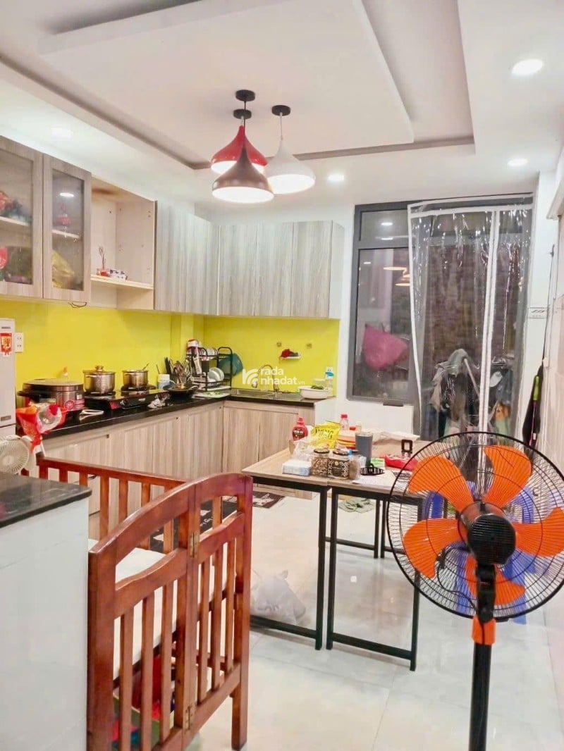 Bán nhà hẻm 6m gần Đầm Sen-nhà mới-sổ vuông vức-khu dân trí-giá tốt