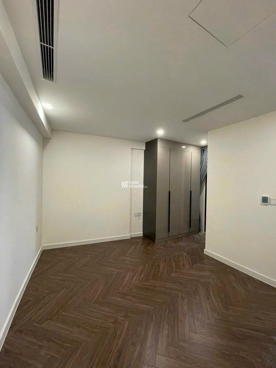 Cho thuê căn hộ 2PN2WC Sunshine Diamond River Q7 13tr free PQL