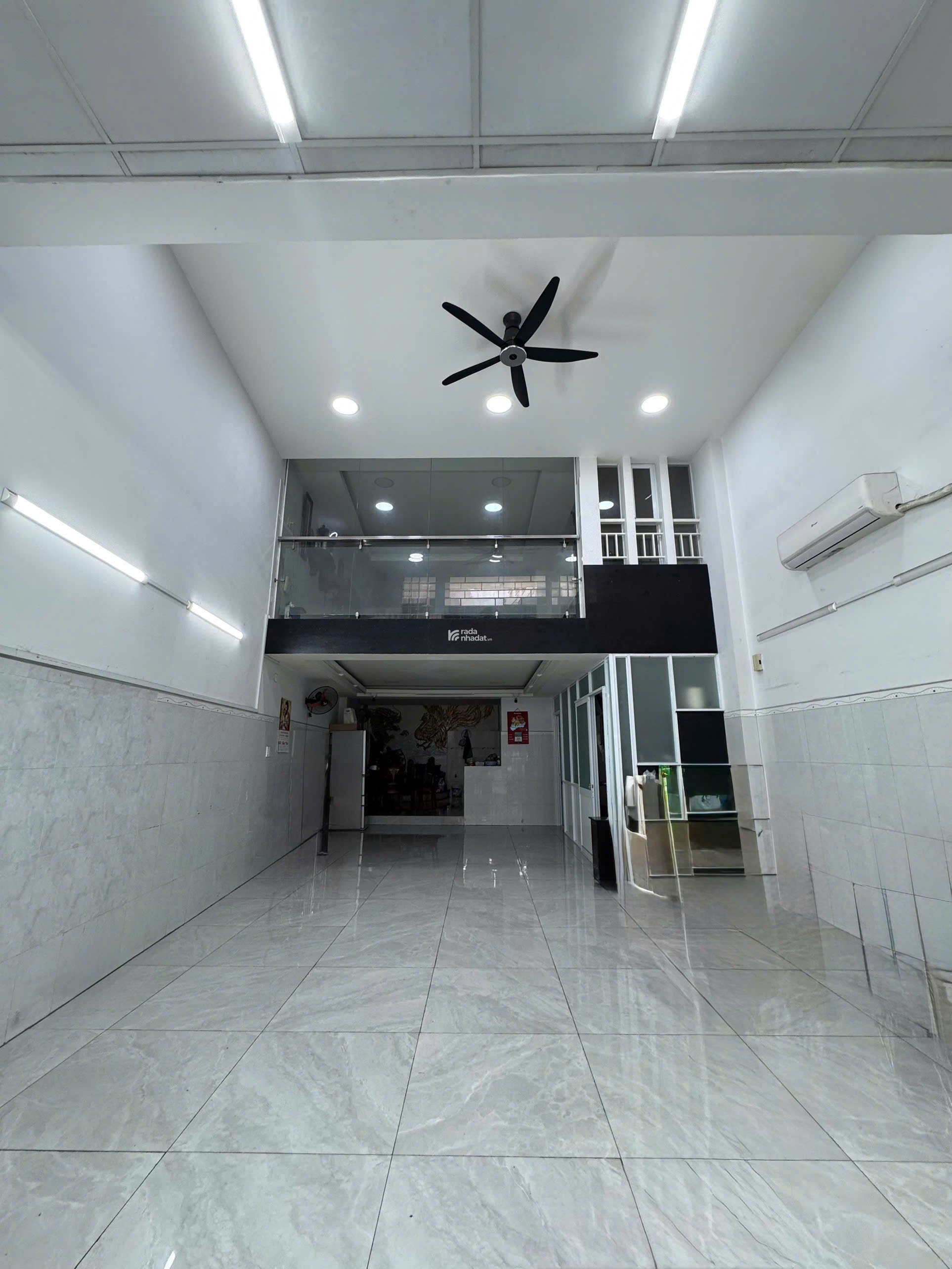 BÁN NHÀ MT SƠN KỲ, QUẬN TÂN PHÚ, DT 6 X 19M, NỞ HẬU 6,8M, NHÀ 3 LẦU, GIÁ 17 TỶ TL