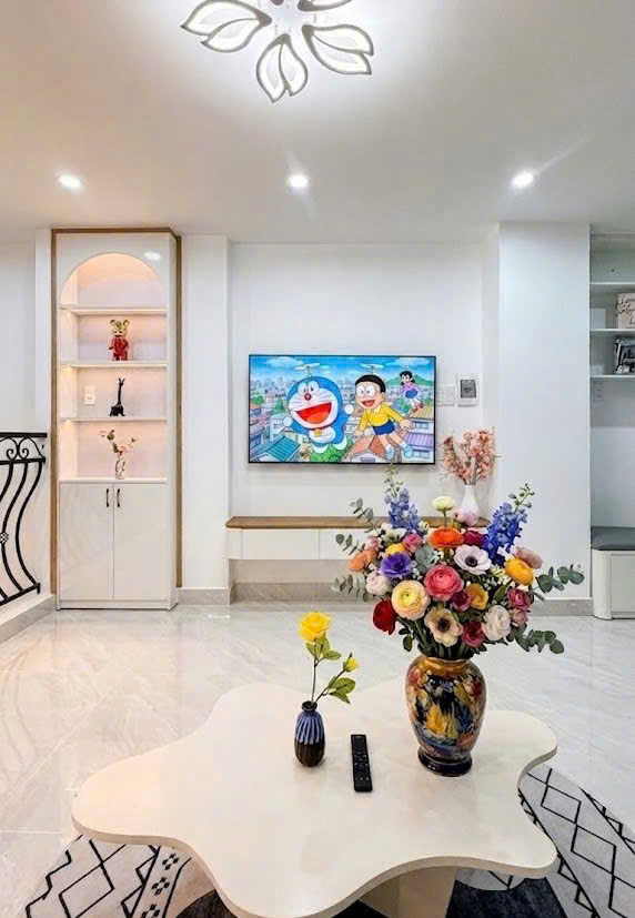Nhà Lô góc hẻm xe hơi Huỳnh Văn Bánh, gần Đại học Sư phạm TPHCM, QUẬN PHÚ NHUẬN, 8.9 tỷ