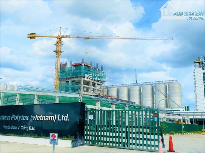 SANG LẠI MÃNH VƯỜN 2540M2 ĐẤT THỔ CƯ SHR MT ĐƯỜNG NHỰA LIỀN KỀ CHỢ DÂN ĐÔNG GIÁ 590 TR