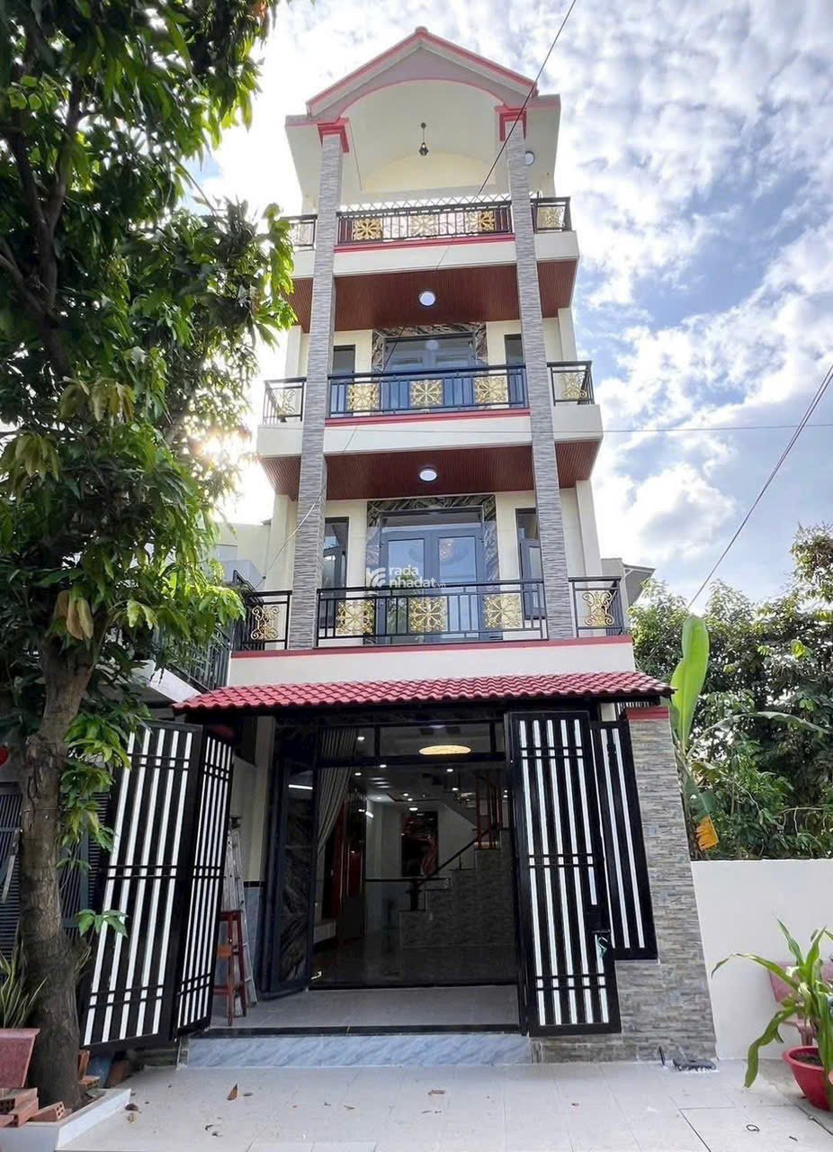 Bán nhà hẻm xe hơi Nguyễn Xí, P26, Q. Bình Thạnh DT 59m2, giá 3tỷ550tr. Sổ sẵn