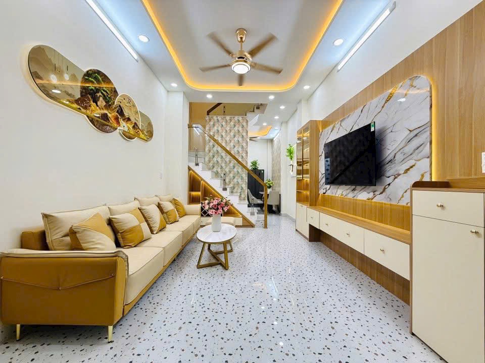 Nhà đẹp giá tốt diện tích 68,2m2 giá 3tỷ9 đường số 22 phường Hiệp Bình Chánh quận Thủ Đức