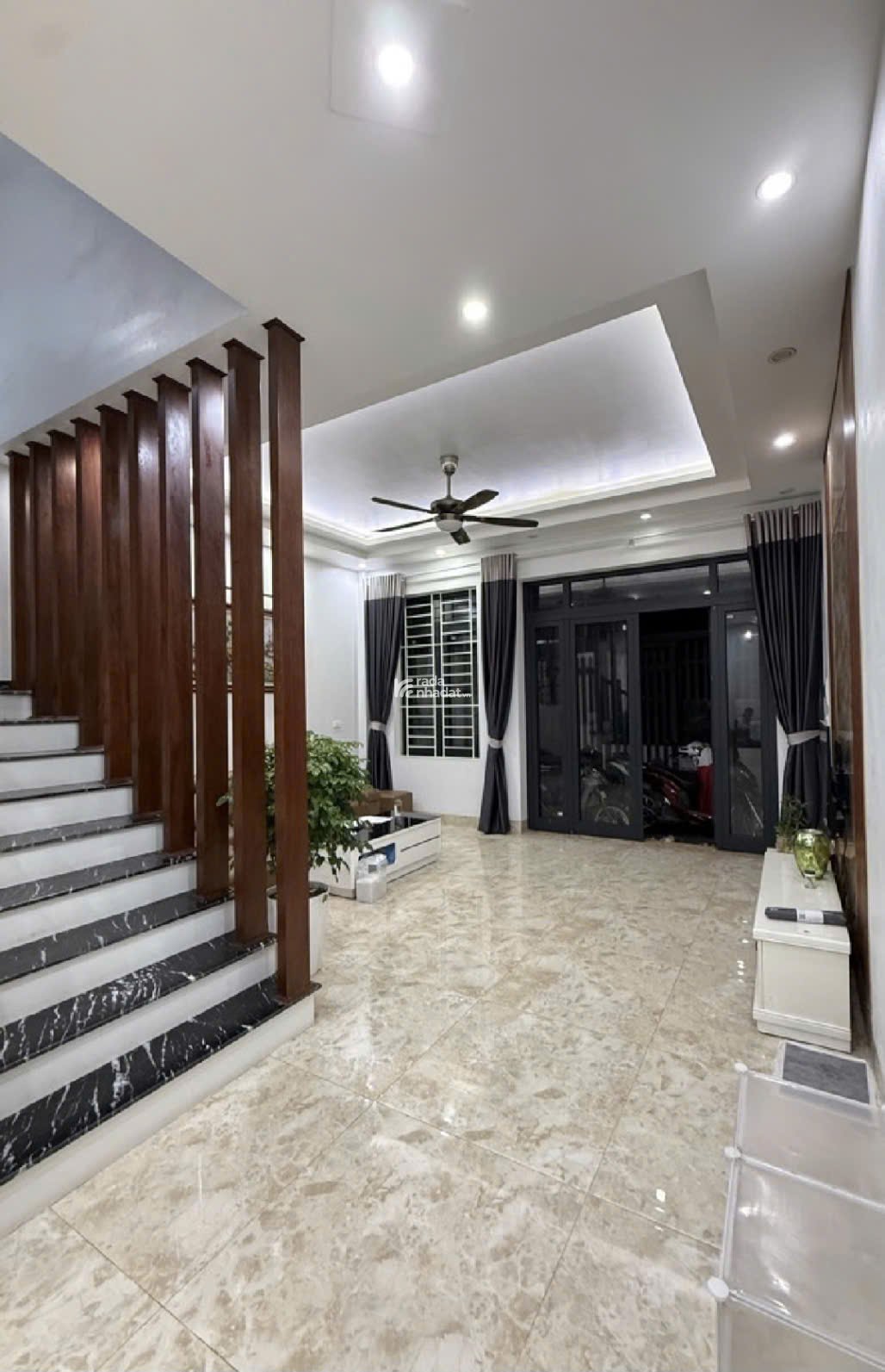 Nhà 3 tầng Ngũ Hiệp, Thanh Trì. Diện tích 63m giá 9,85 tỷ