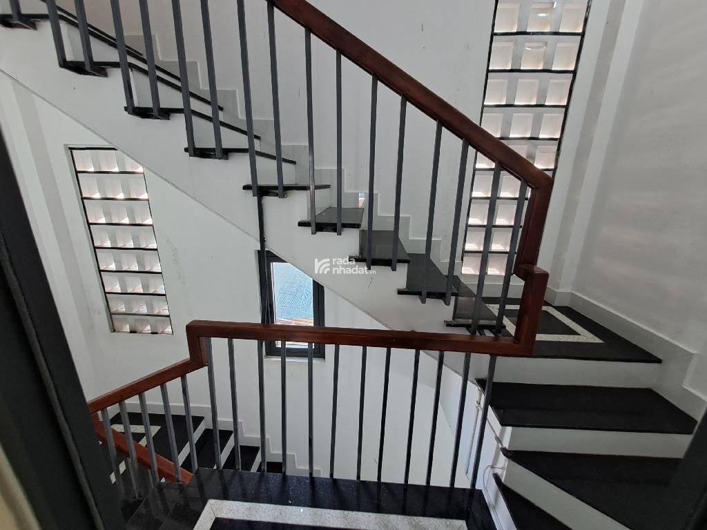 KHU VIP TÂN PHÚ - 6 TẦNG - MẶT TIỀN NỘI BỘ- XE HƠI NGỦ TRONG NHÀ