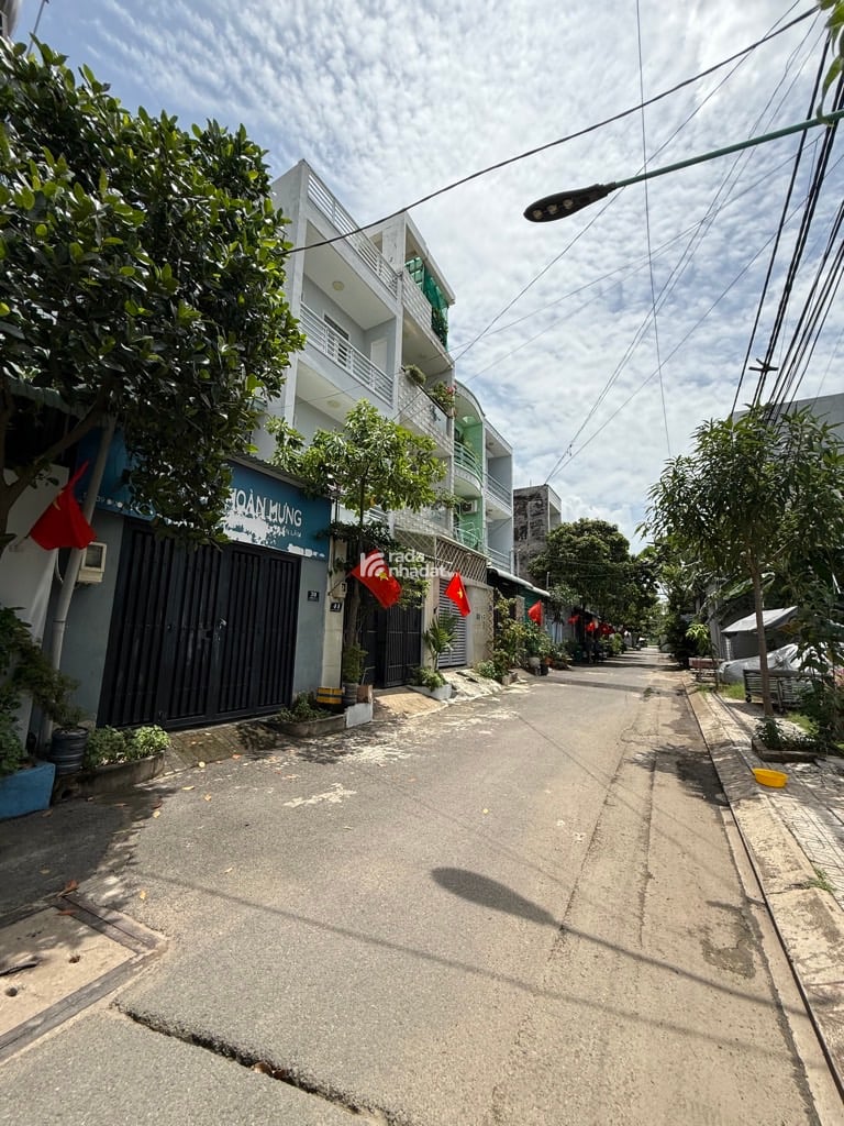 3 tỷ tl- KDC kế Dragon Village - 53m2 vuông - Đường nhựa 8m - 500m Nguyễn Duy Trinh - Đón đầu dự án