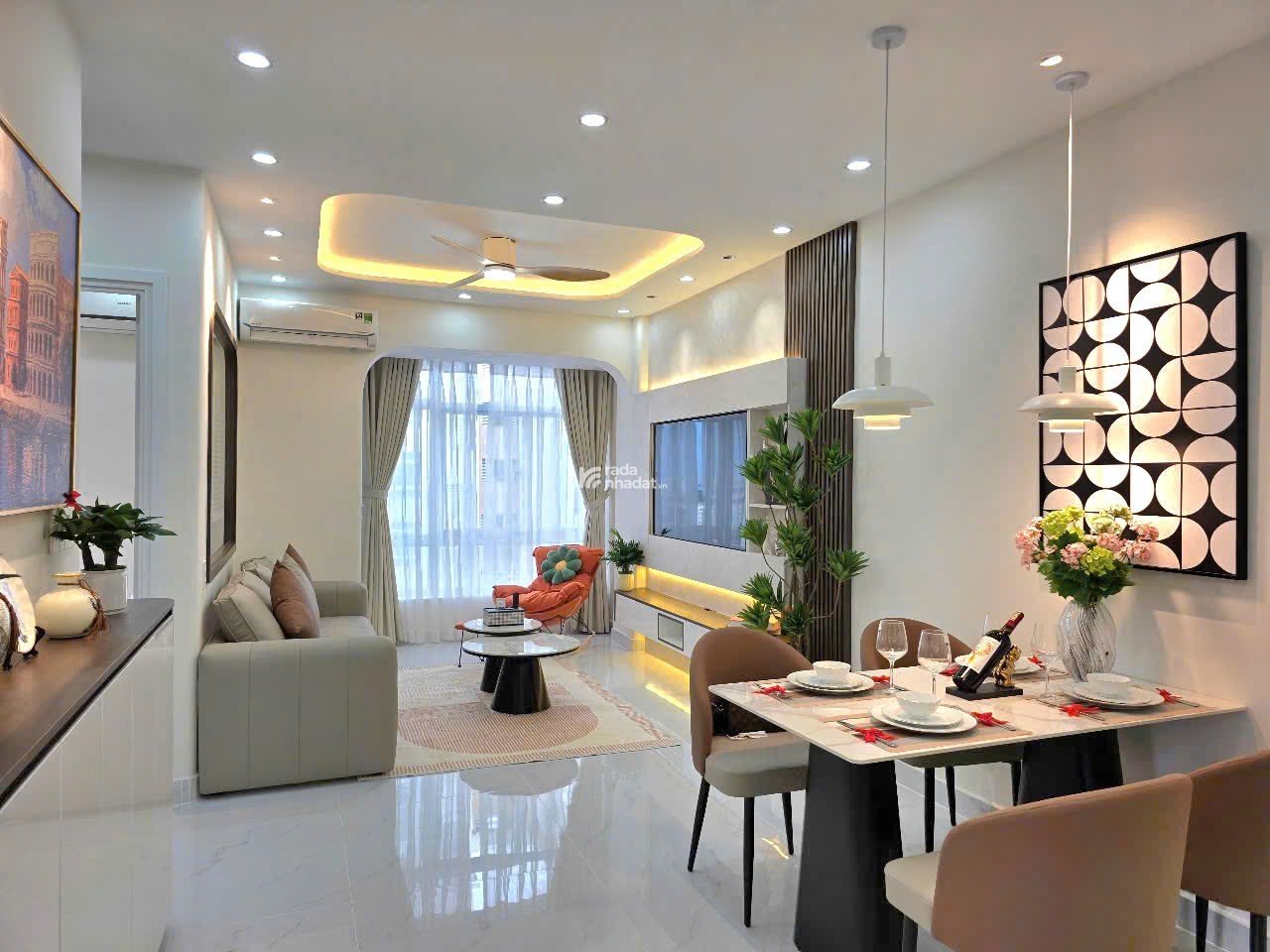 Bán nhanh căn hộ Sky garden 3, PMH, Q7, Dt 74m2, tk 3PN, căn góc nhà mới đẹp, giá chỉ 6,4 tỷ 